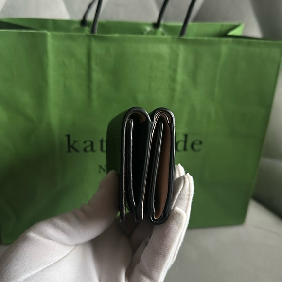 NEW Kate Spade ♠️ Tri Fold wallet - Picture 6 of 9